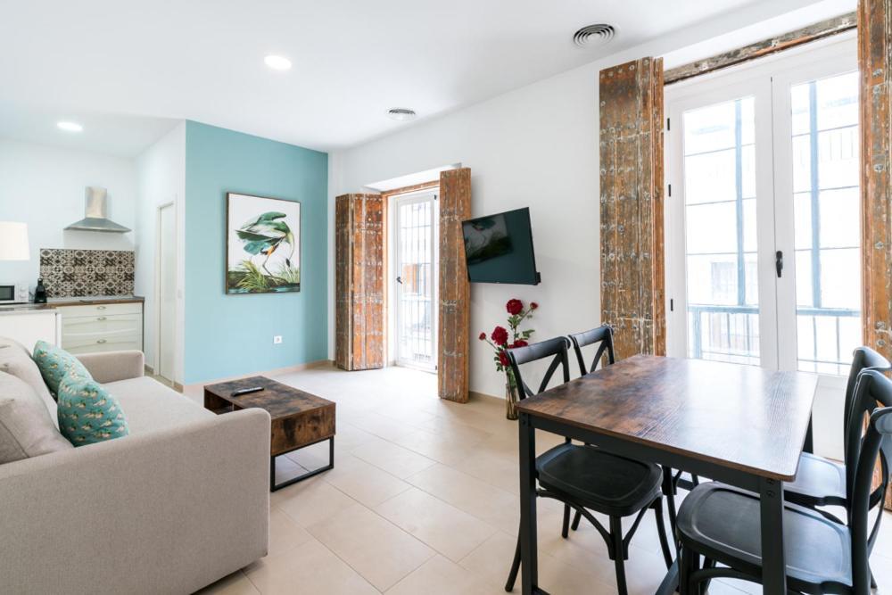 Olehousing-San Lorenzo Seville Exterior photo